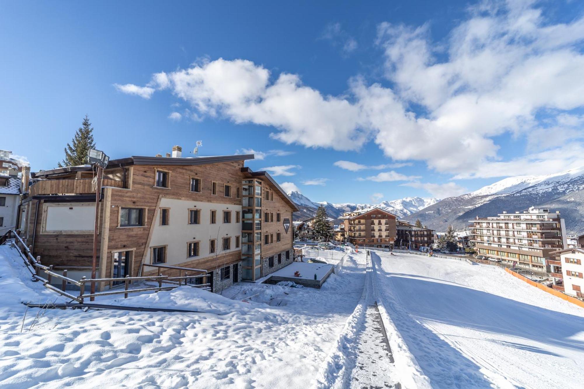 Avalanche - Alpine Boutique Hotel Oulx Eksteriør billede